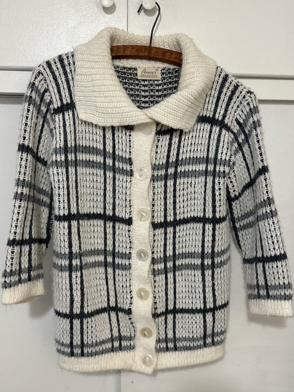 Vintage Penney’s Plaid Knit Cardigan Hand Washable Arlon Acrylic Size 34